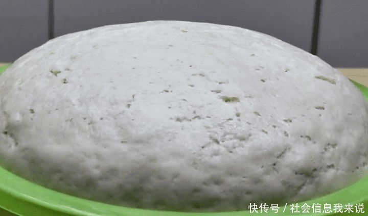 入秋后,手把手教你蒸馒头,不塌陷不回缩,蓬松柔软,好吃又劲道