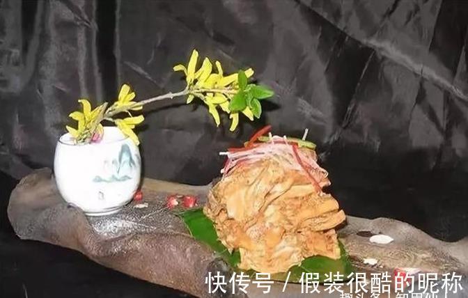 极味|美食推荐:特色炭烤兔、日本鱼花凤尾虾、极味鸭掌制作方法