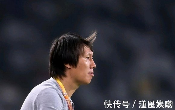 世界杯预选赛|国足人际关系复杂?曝归化球员遭排斥,球迷:李铁是干什么吃的?