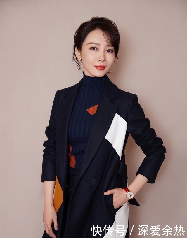 女人手表戴左手好,还是右手好?别再戴错被人笑话,多了解不吃亏