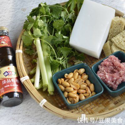 成品|第一次尝试肉沫炒凉粉，没想到这么好吃