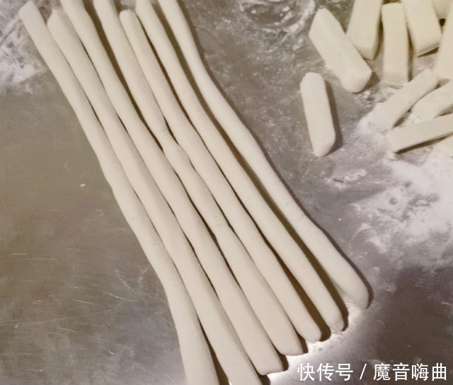  江米条，丝昂酥可口，馋嘴小零食