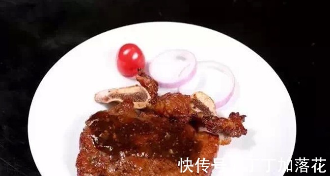 鱼筋|美食推荐黑椒牛排、黄焖鲟鱼筋、麻辣粉蒸鲶鱼制作方法!