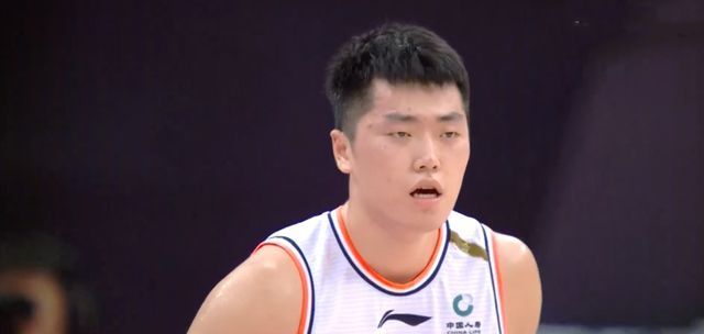 得分|怒了!易建联两次怒吼张皓嘉,广东进攻哑火半场仅得33分