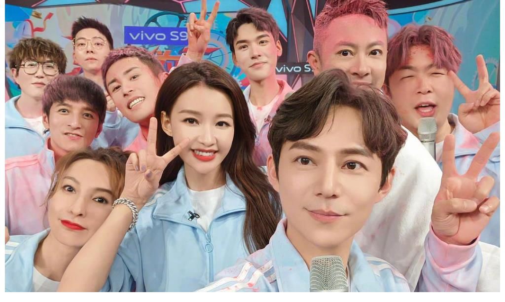 辭職|網(wǎng)爆《快本》停播、何炅辭職后，官博官宣特別企劃，實(shí)力打假