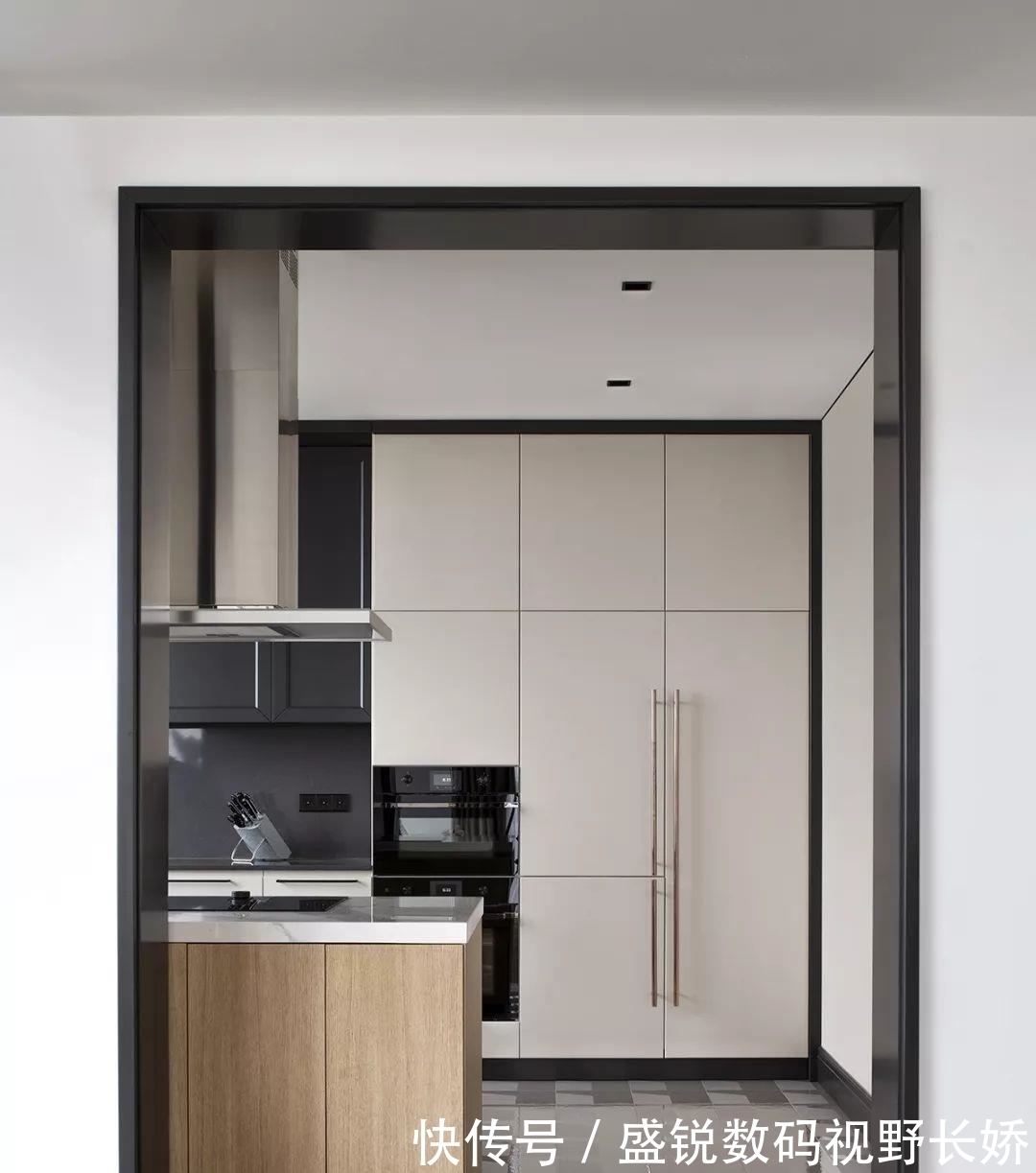 卧室|150㎡的豪宅,只有一间小卧室,网友:有钱任性?