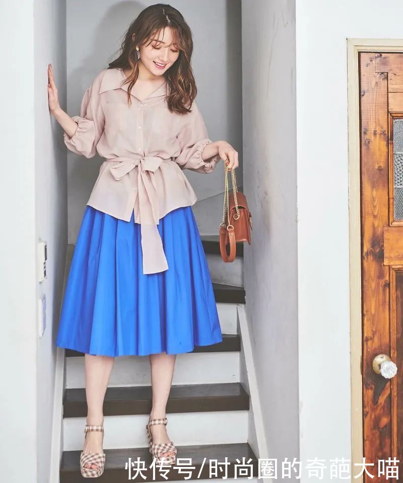 女生都值得看的日系模特搭配，各种风格轻松驾驭，分分钟就学会