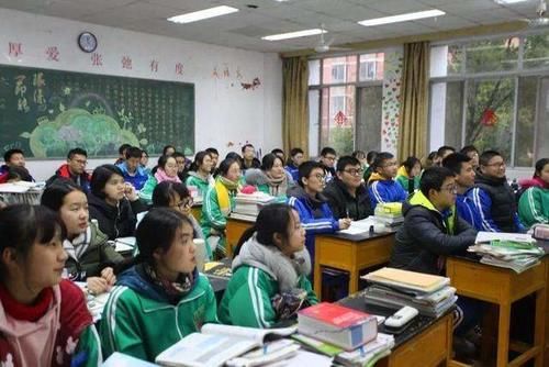 多地确定中小学2021年春季开学时间，寒假开启，开学就不远了