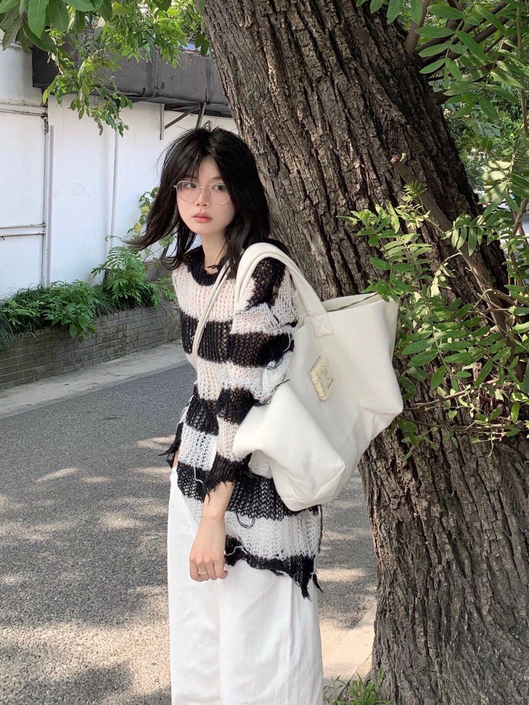 搭配|想穿出韩系穿搭的精髓,懂得“配色”很关键,这些穿搭值得借鉴