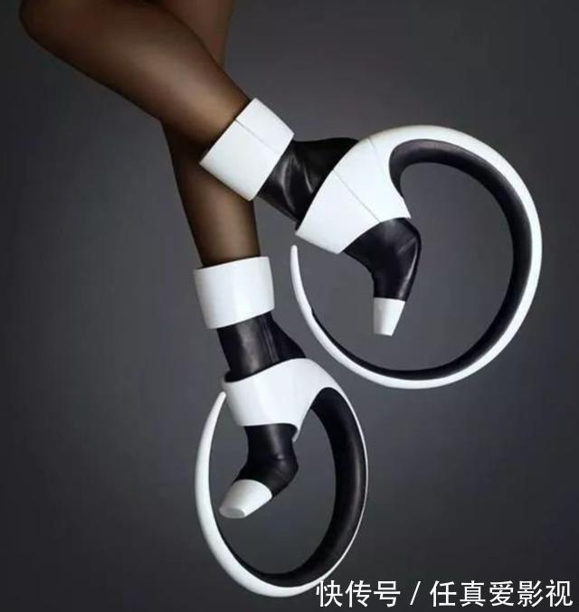 yeezy 这10款奇葩设计的高跟鞋，你见过其中哪个？