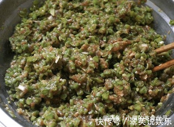 活了那么久,此种饺子馅我还是第一次吃,我连吃了三碗