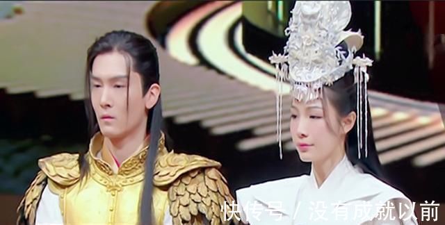 新版《香蜜》糊得“外焦里嫩”,旭凤土里土气,锦觅蛇精脸很抢镜