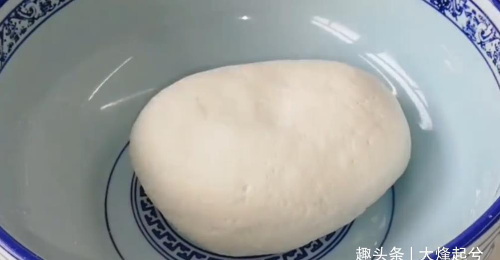 面团|菠菜最好吃的做法,不炒不凉拌,我家一周吃5次,上桌3斤不够吃