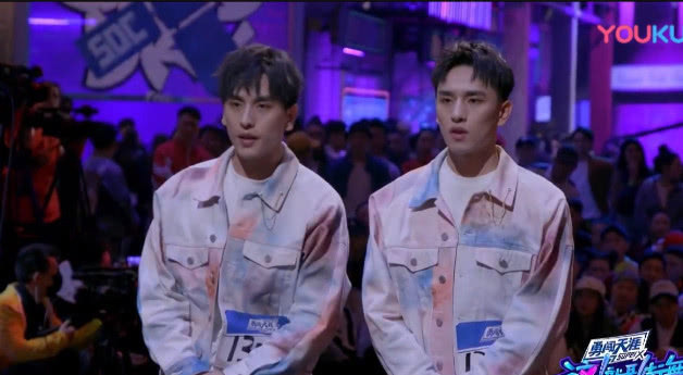 《偶练》选手参加《这就是街舞》,两人被千玺淘汰,他进入小猪队