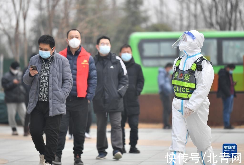 新华社记者|新华全媒+丨西安：疫情下的节日坚守
