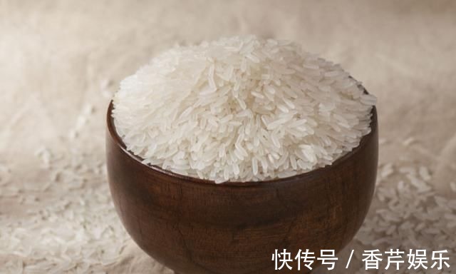 冰箱|3种食物不要放在冰箱，医生警告：放冰箱容易变为致癌物