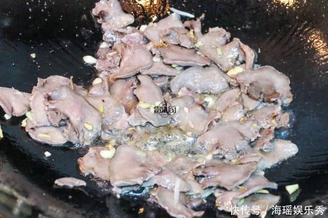 块钱|这东西买一个17块钱,吃一口满嘴香,很多人想吃只能望而却步