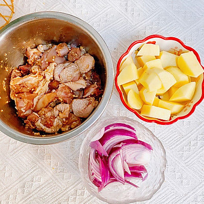 不知道吃什么，烤箱版蒜香烤鸡肉块准没错