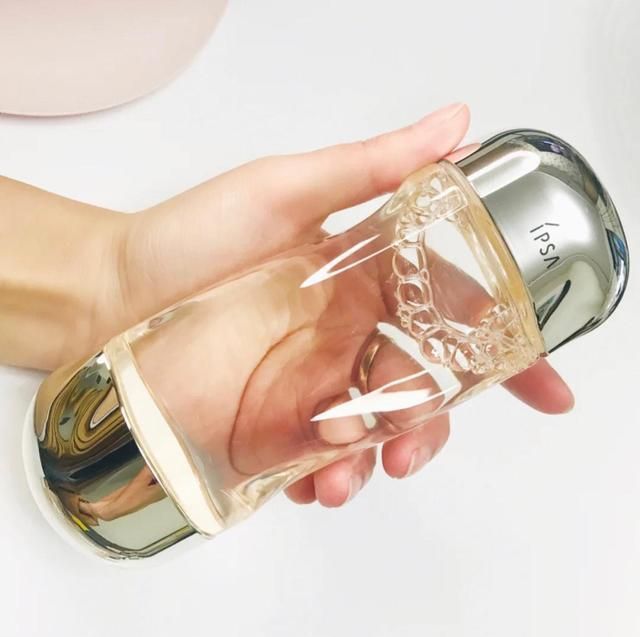 四种“鬼打墙”的化妆水:极光水比粉水好,原生液嫩肤很明显!