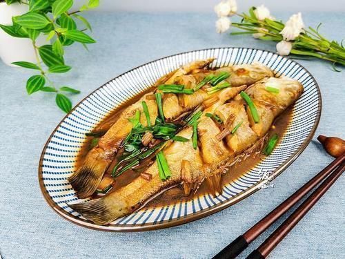 鱼肉|红烧海鱼时,记住“4个1”,做出来的鱼肉没有腥味,鲜嫩好吃