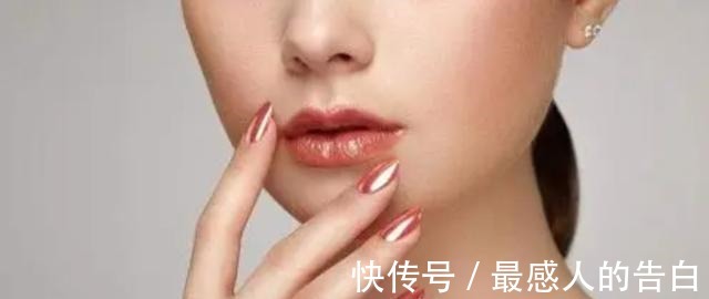 皮肤干燥 唇部护理有多重要没做好涂再贵的口红也是浪费,很多人都忽视了!