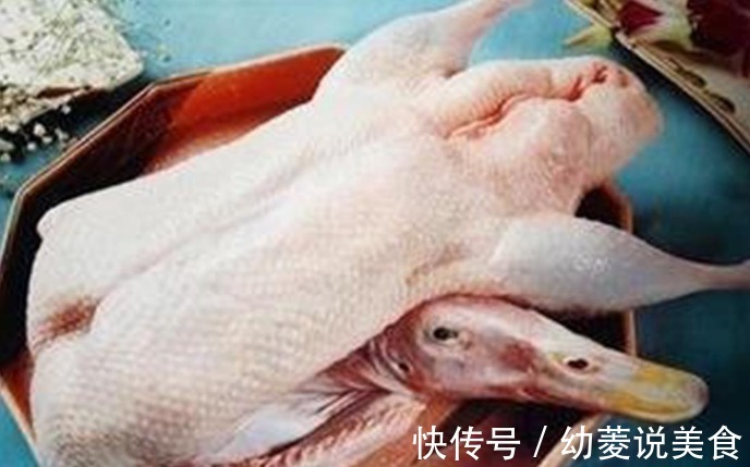 秋天记得吃鸭肉,比吃猪肉好,清热润燥,分享4种做法,快收下