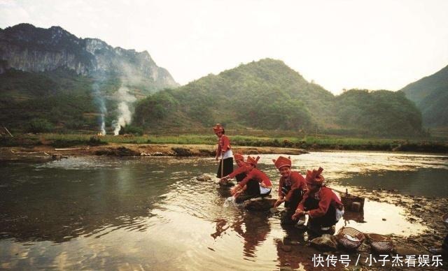 中国最神秘的村庄，被称为最后的世外桃源，几百年来靠划船进入