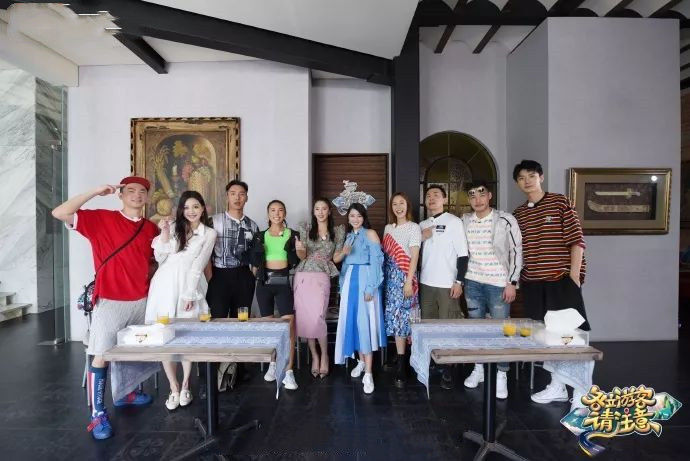 “人設(shè)過頭”張雨綺：帶薪翹班還說演員高危，上綜藝抱團(tuán)孤立素人