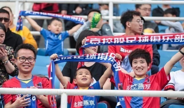 中超|可憐!前中超悍將無球可踢,到蛋糕店打零工,月薪只有2000元