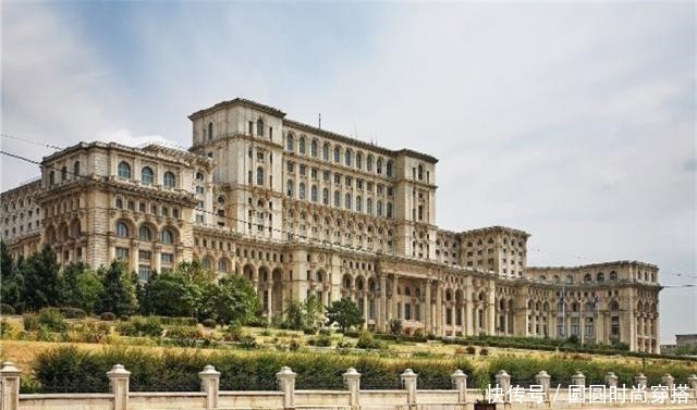 墙头草|世界最“墙头草”国家曾和中国同一阵营，变脸速度比翻书还快！