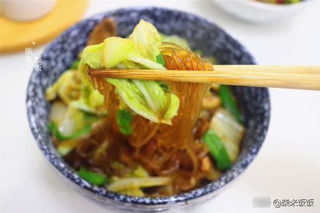 入冬之后,它是我家最常吃的一道菜,3种食材一锅炖,简单好吃