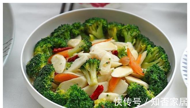 下厨|岳父母来乡下游玩,我特意下厨做一桌菜招待,饭后对我赞赏有加!