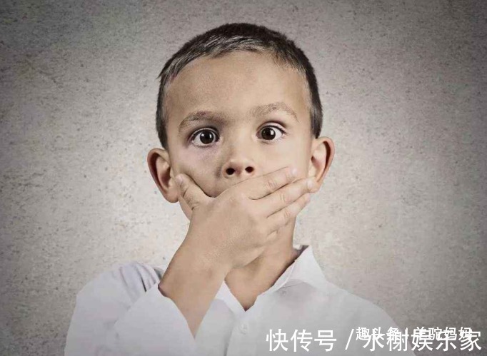 小便宜|父母容易“遗传”给孩子的4种“病”,对孩子没好处,家长要重视