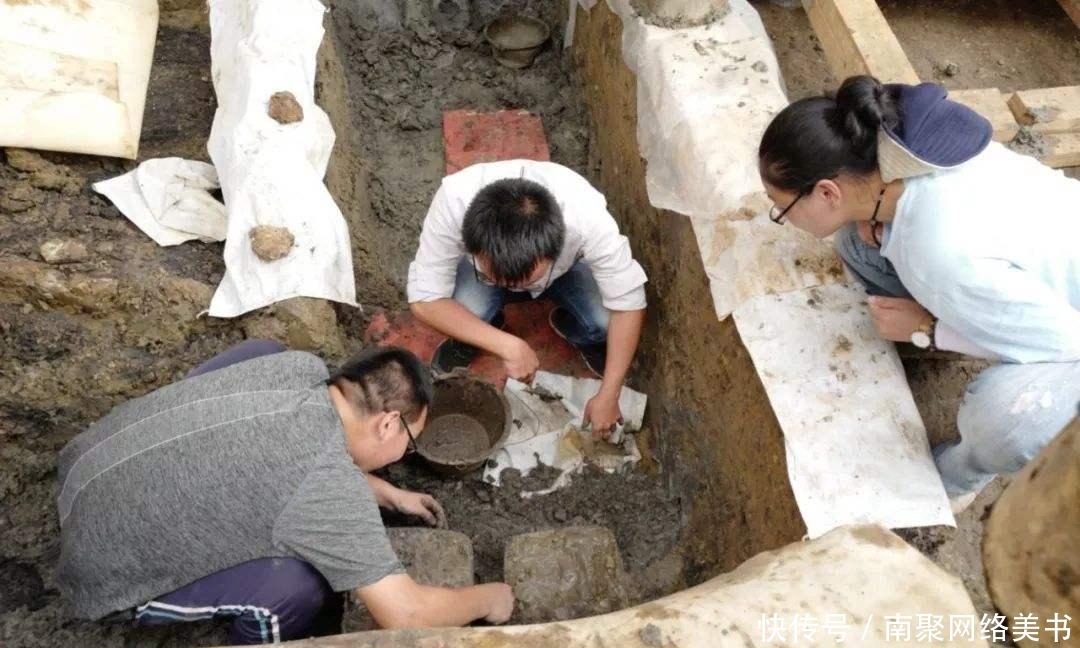 发现|考古剧透:不靠科技仪器,考古人如何判断墓葬年代和墓主族属?