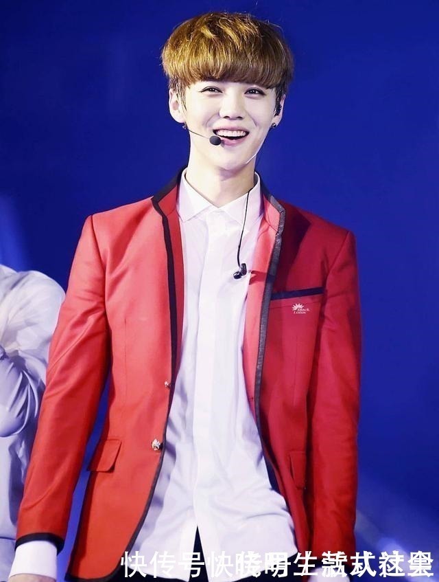 贝克汉姆|男人过了40岁,尽量别留以下5种发型,又土又显老