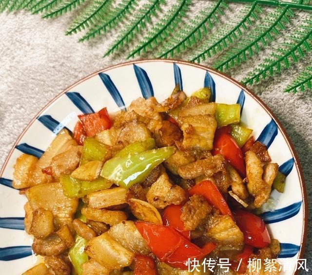红辣椒|辣椒炒肉,家常美食,味道鲜美!