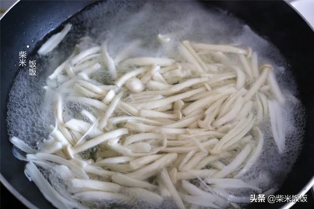 清热解暑|夏季喝汤，这3种食材是绝配，清热解暑营养丰富，我家常做