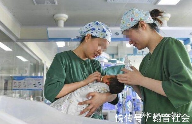 医护人员|新生儿宝宝出生后,为何医生要让宝妈确认性别,而不是先看脸?