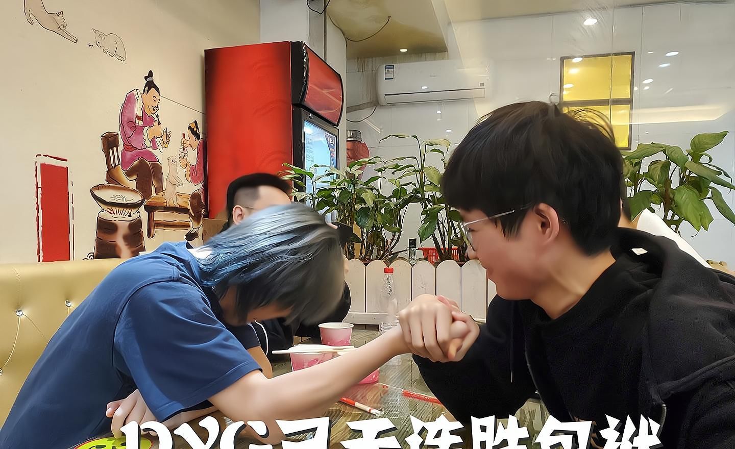晋级|DYG爆冷被横扫，AG成首支晋级季后赛队伍，月光教练：DYG还需要成长