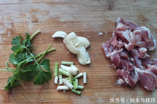  蛋白质最高的食材，第1名不是豆腐而是它！常给家人吃冬天少生病