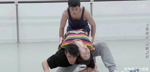 《街舞2》女老师因服装大胆、动作狂野走红,吴建豪的学员害羞了