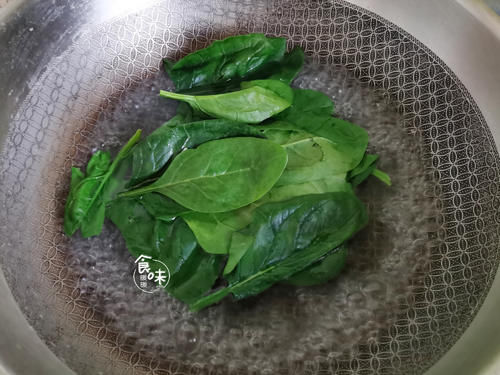 饺子馅就要这样调，鲜香味美，有肉又有菜，寓意今年有个好兆头