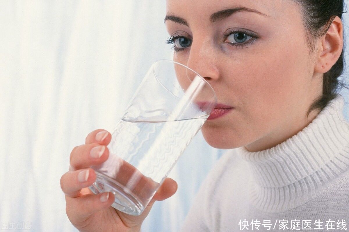 尿液|有口渴症状时身体已失水？别急着喝水，这4个关键点要谨记