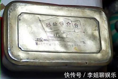八仙桌|这些老物件你见过几样？我保证你有的肯定叫不出名字！