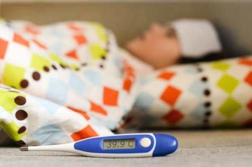 寒潮来袭,感冒别硬抗,小心病毒性心肌炎找上门