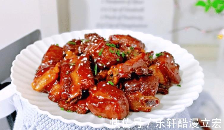 糖色|做糖醋排骨，别用番茄酱，教您详细做法，酸甜适口，色泽红亮