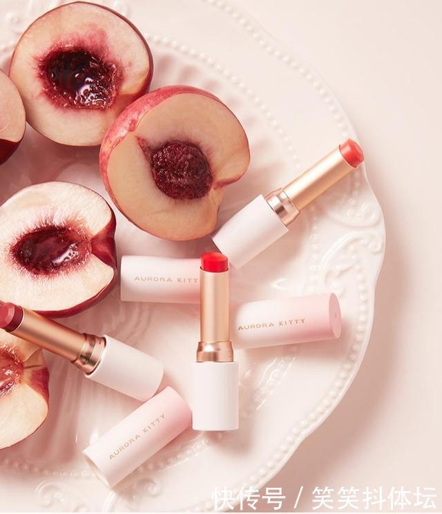 平价|让人看不出是平价口红的牌子，黄皮涂也好看，上街还会被人问色号