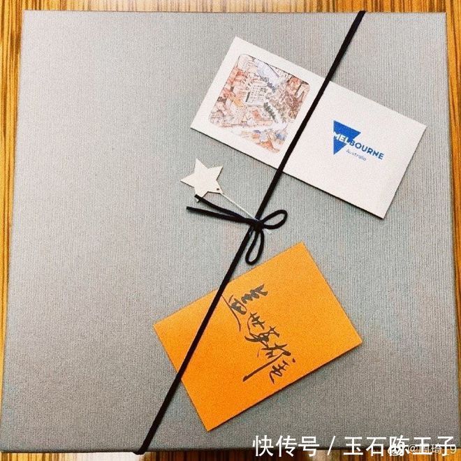 凤凰队|周琦收到澳洲NBL礼物:凤凰队球衣+＂盖世英雄＂卡片