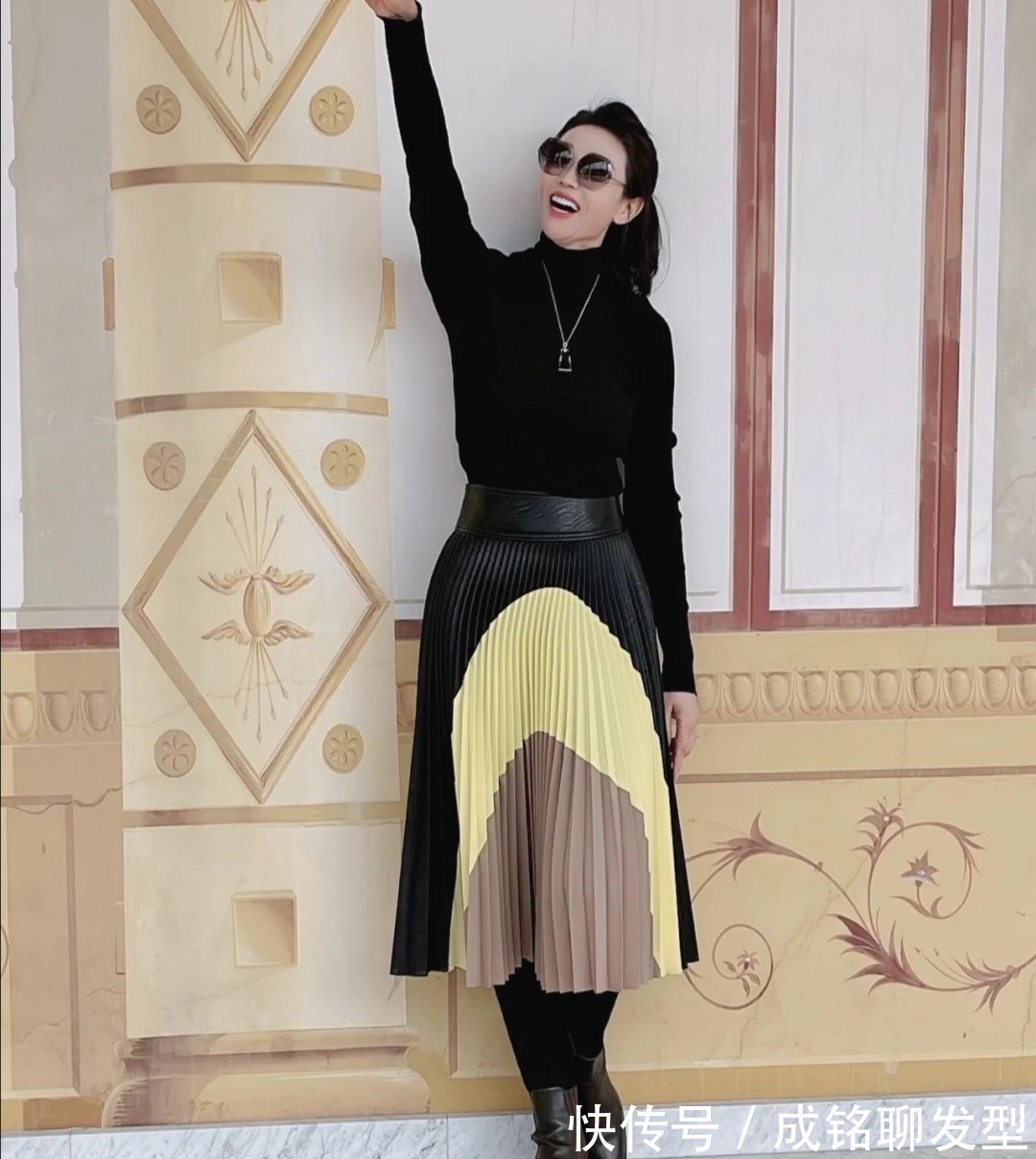 优雅|60岁的女人原来也可以这么美!自然真实不装嫩,一举一动皆优雅