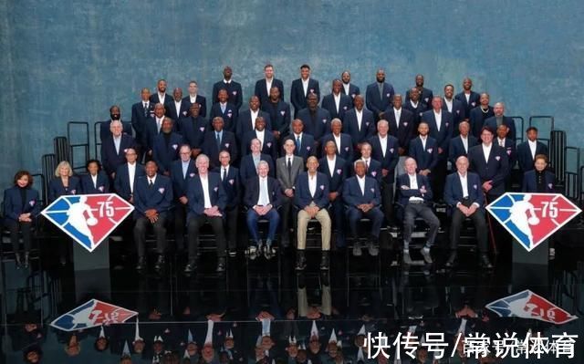 NB官方发布NBA50大巨星与NBA75大巨星合影对比:再过25年!